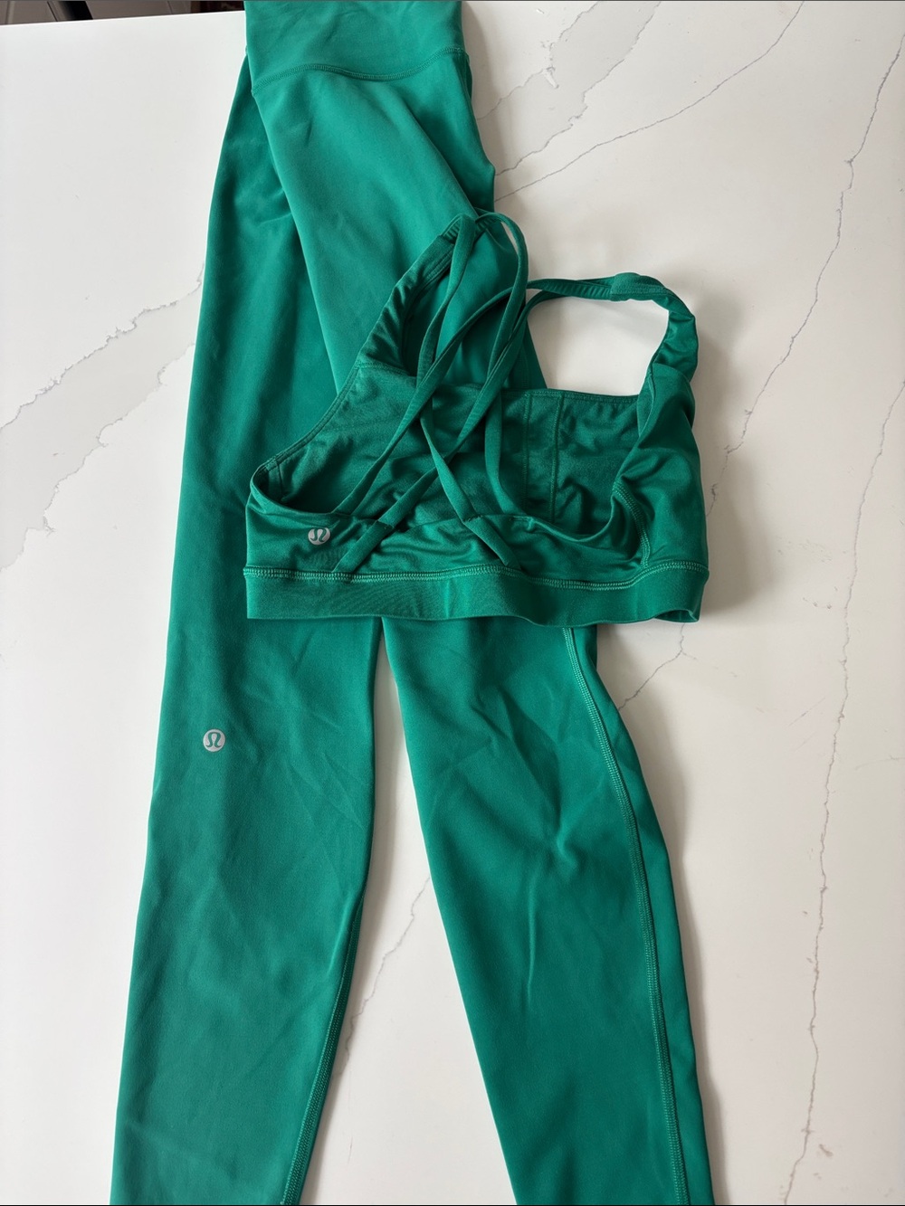 lululemon athletica Emerald Green Leggings & Sports Bra Set size M